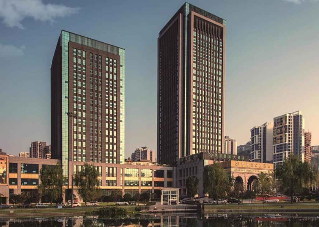 Chongqing Huachen International Hotel Exterior photo