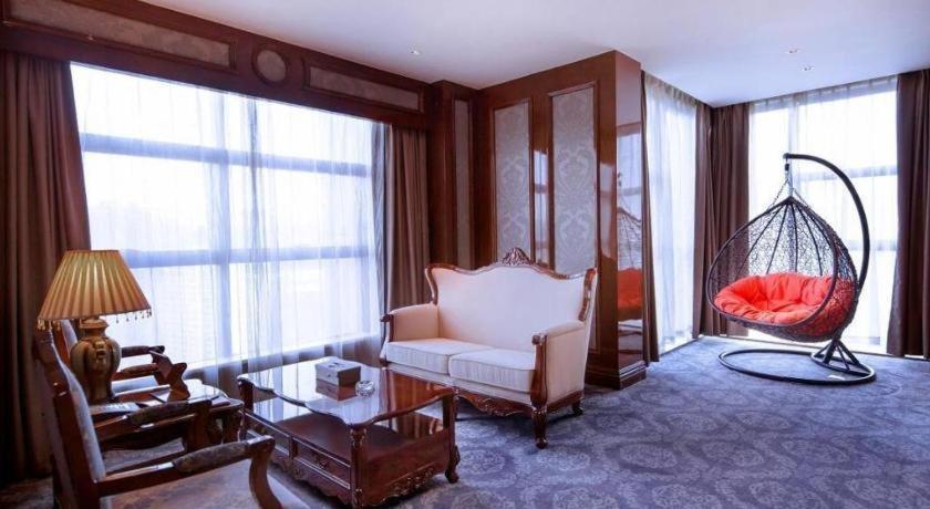 Chongqing Huachen International Hotel Exterior photo
